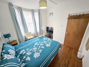 5 dormitorios, escritorio, tabla de planchar con plancha y wifi gratis