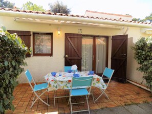 Outdoor dining - La Palmyre Les Maisons de L'OCEAN - TERRACED VILLA with TERRACE (LA PALMYRE)