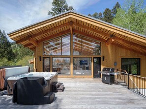 Terrace/patio - RMR: Summit Chalet Home in Teton Village (Teton Village)