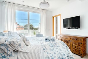 3 habitaciones, tabla de planchar con plancha y wifi gratis 