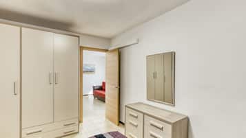 2 bedrooms, free WiFi, bed sheets