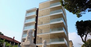 Exterior - Apartment 'Torre Gidone 2' with Sea View, Private Terrace and Air Conditioning (Lido di Jesolo)