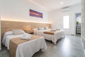 2 habitaciones, tabla de planchar con plancha y wifi gratis 