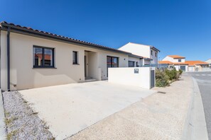 Exterior - Villa Rascola Piscine 4 Stars with private pool, Wi-Fi and air conditioning (Le Boulou)