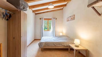 2 bedrooms, free WiFi