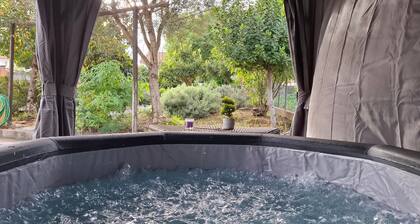 Holiday Home 'Rota Do Viajante' with Private Pool, Wi-Fi and Air Conditioning