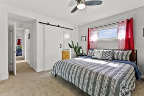 3 bedrooms, iron/ironing board, WiFi, bed sheets