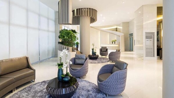 Sittområde i lobbyn