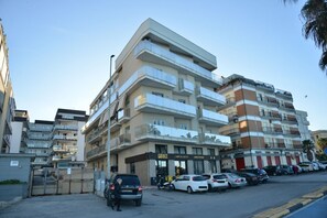 Exterior - GuestHost - Dimora Scoglio di Frisio - Sea View (Trani)