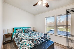 4 Schlafzimmer, Bügeleisen/Bügelbrett, Internetzugang, Bettwäsche