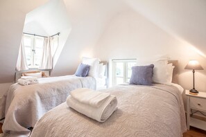 2 slaapkamers, een strijkplank/strijkijzer, wifi, beddengoed