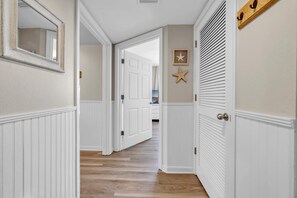 Interior - Gulf Views With Direct Beach Access! Terrace At Pelican Beach 1401! (Destin)