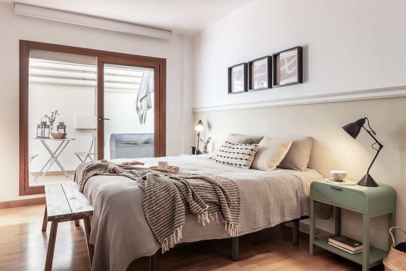 2 chambres, fer et planche à repasser, Wi-Fi, draps fournis