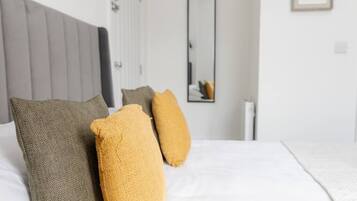 1 habitación, wifi y ropa de cama