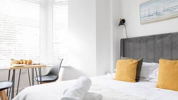 1 habitación, wifi y ropa de cama