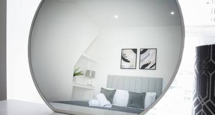 Designer Cardiff Apartments with Free Parking
