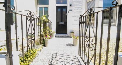 Bay City Studio Apartments in Cardiff