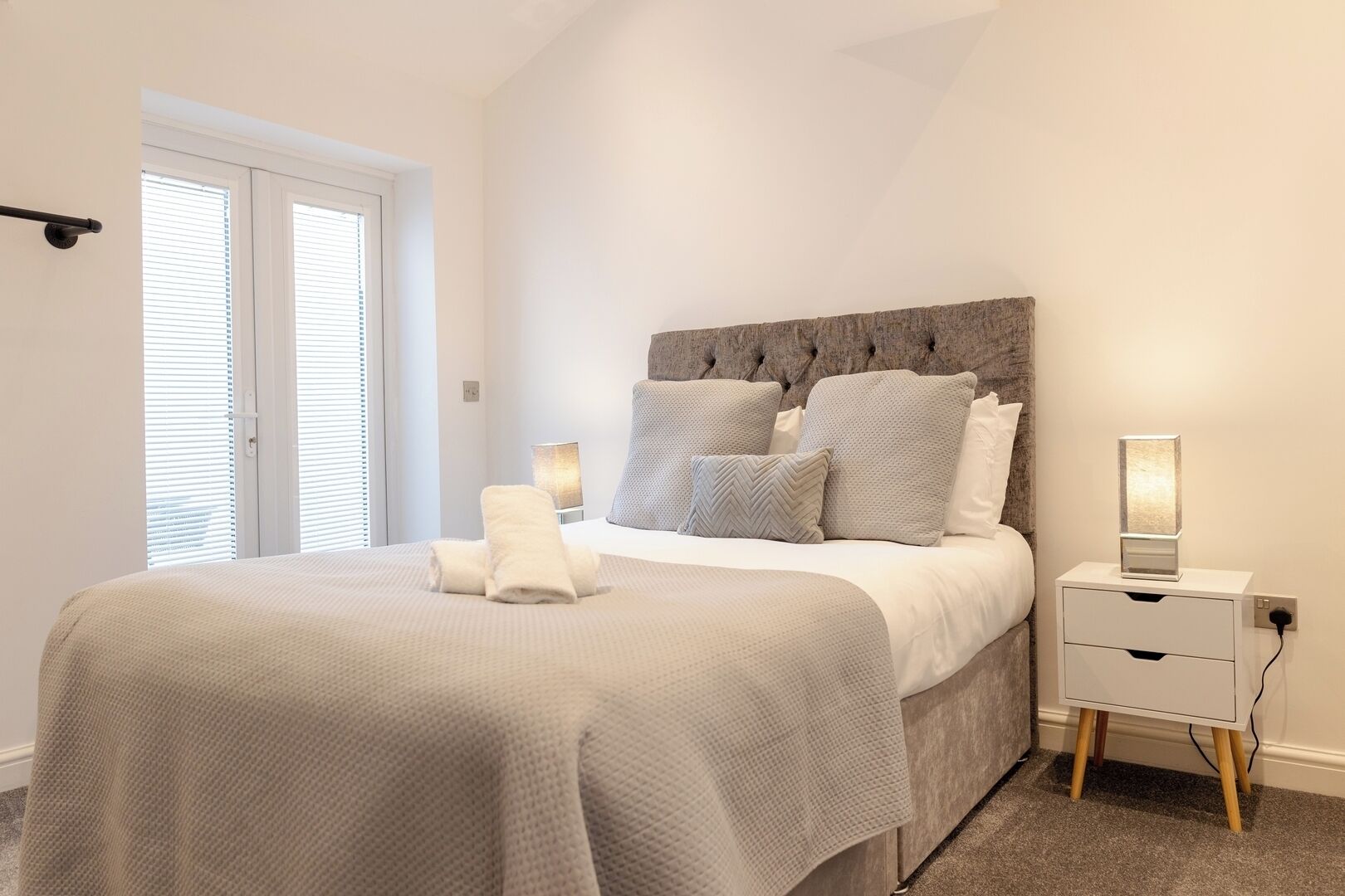 1 soverom, skrivebord, strykejern/-brett og wi-fi