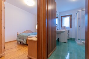 1 bedroom, free WiFi, bed sheets - Villa Licia trilo (Falcade)