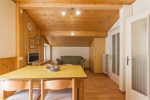 Dining - Casa Katia (Falcade)