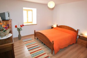 1 bedroom, free WiFi, bed sheets - Casa Lisa (Falcade)