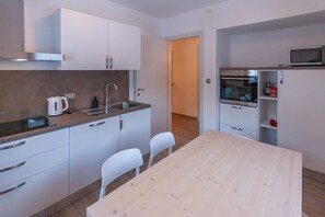 Fridge, microwave, oven, stovetop - Casa Zulian (Falcade)