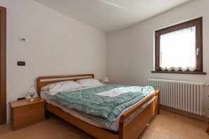 2 Schlafzimmer, kostenloses WLAN, BettwÀsche