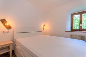 2 habitaciones, wifi gratis y ropa de cama 