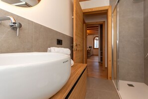 Shower, hair dryer, towels - Villa Caterina P1 (Falcade)