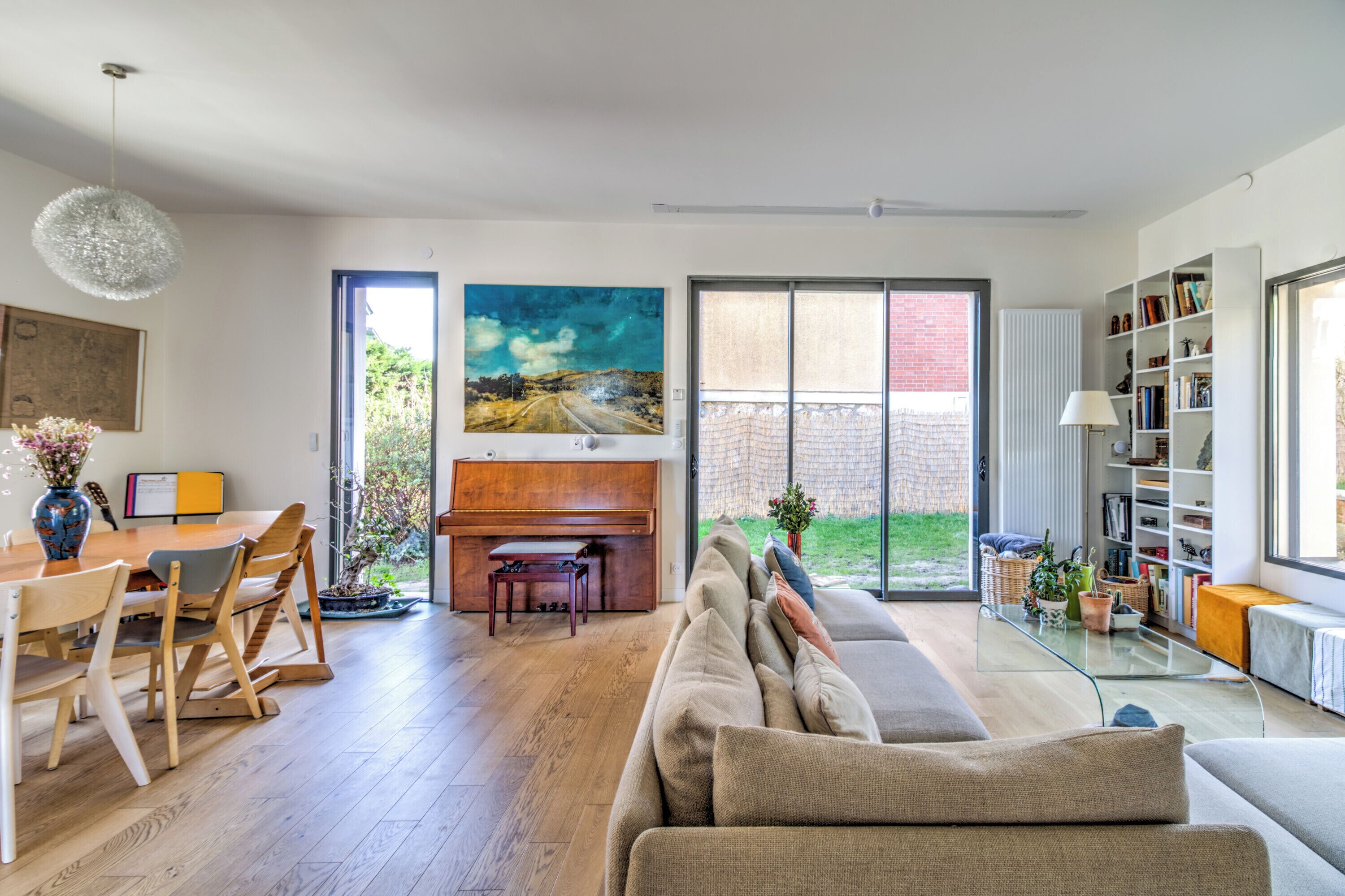 Fernseher, DVD-Player, Stereoanlage