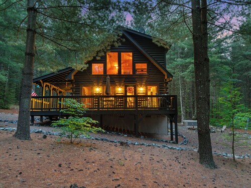 "Lil Cub" Cabin in Nebo Gated Community