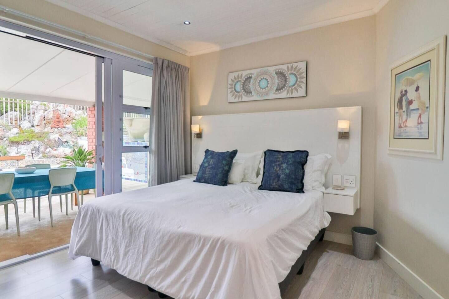 4 bedrooms, desk, iron/ironing board, free WiFi