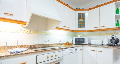 NORTH HOUSE - Fabulous Villa near the sea with free WiFi