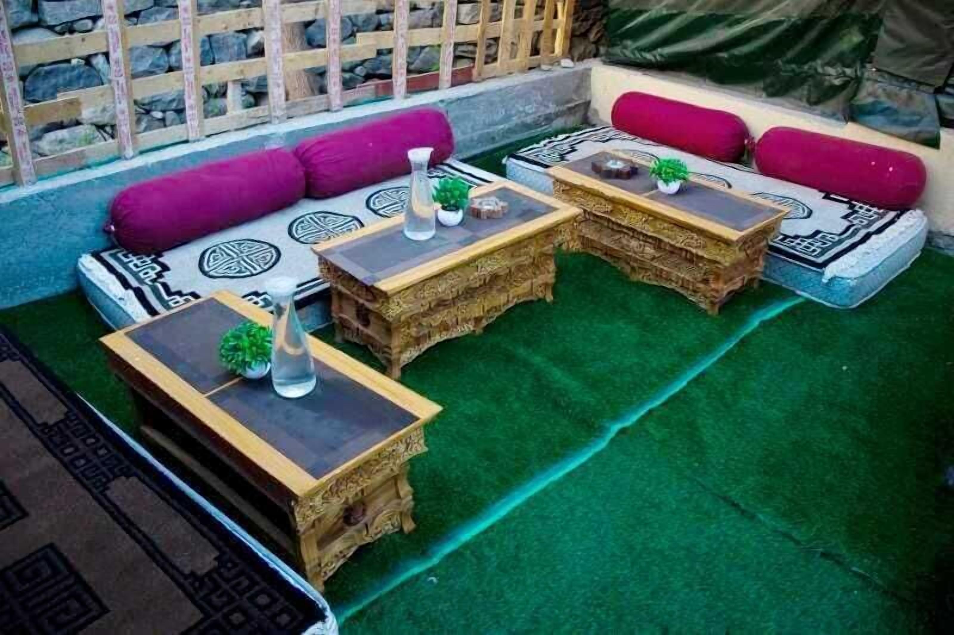 Khu vực ăn uống tại phòng