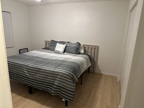 3 bedrooms, WiFi, bed sheets