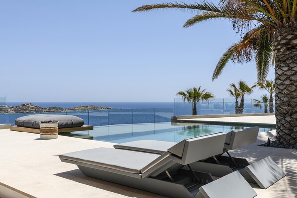 Villa | 6 bedrooms - Villa Channel II in Psarou Mykonos (Mykonos)