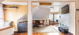 Quaint 3rd Floor Loft