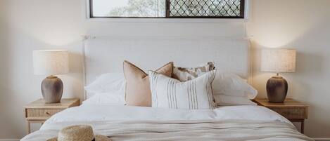 3 dormitorios, tabla de planchar con plancha, wifi gratis y ropa de cama