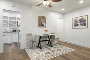 Unclassified image, 4 of 38, button - Charming Duplex Retreat Steps from Downtown Visalia (Visalia)