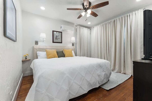 1 bedroom, iron/ironing board, WiFi, bed sheets