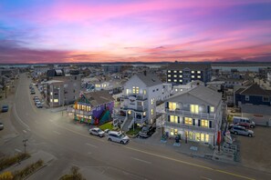 Exterior - Ocean Views | Private Balcony | NewlyRenovated (Hampton)