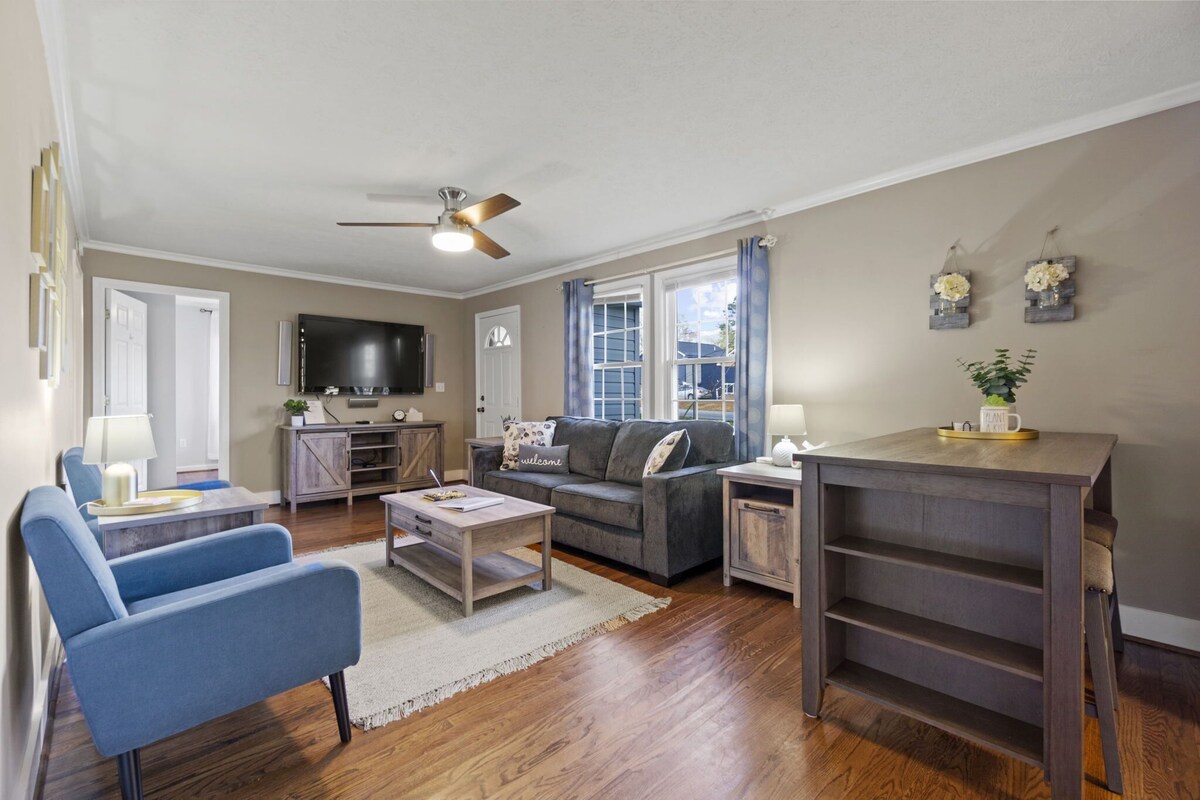 Photo 3 of Travelers Rest Pet-Friendly 3BR, Porch & Grill