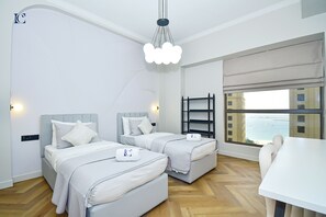 Appartamento Standard | 3 camere, con stile personalizzato, postazione laptop
