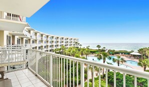 Property grounds - Beach Service Included in Season! (Miramar Beach)