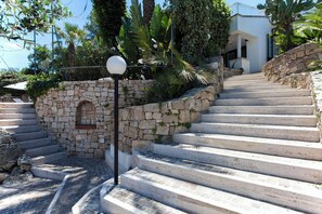 Property grounds - Villa Nice Dream With Pool And Terrace (Neviano)