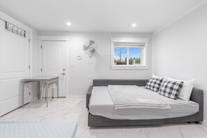 2 bedrooms, in-room safe, free WiFi, bed sheets