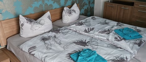 2 bedrooms, free WiFi, bed sheets