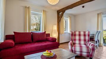 Fernseher, Kamin, Stereoanlage