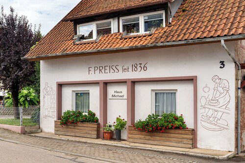 Ferienwohnung, 50qm, Terrasse' mit Gemeinschaftsterrasse, Gemeinschaftsgarten und WLAN