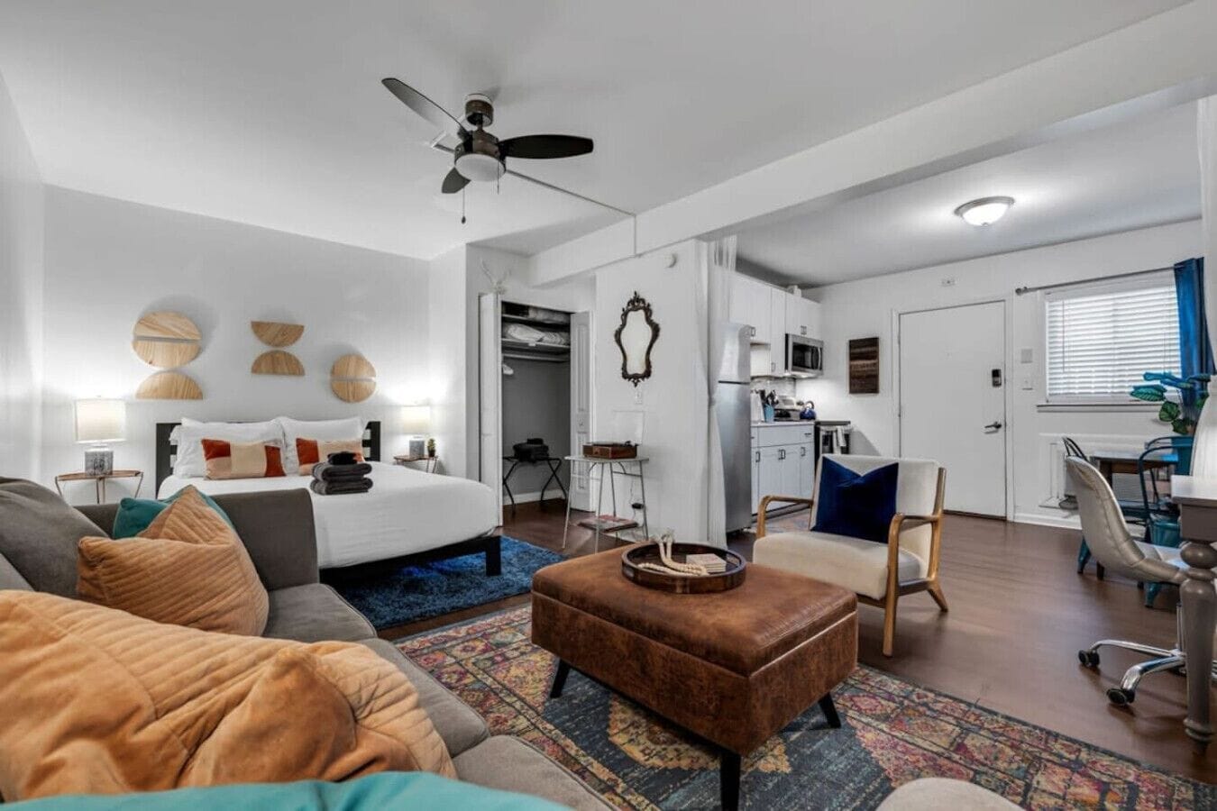 1 bedroom, desk, iron/ironing board, WiFi